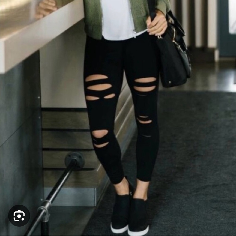 Zyia slash brilliant Leggings